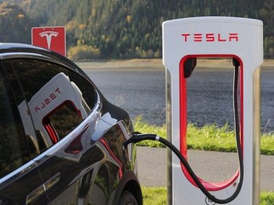 SUPERCHARGER de Tesla