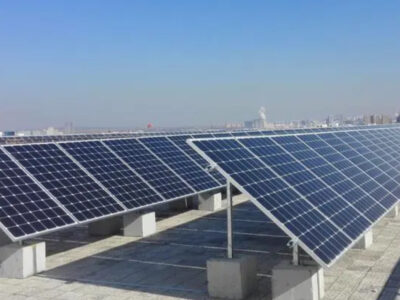 Panneaux Énergie solaires en toiture