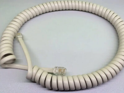 fil téléphonique