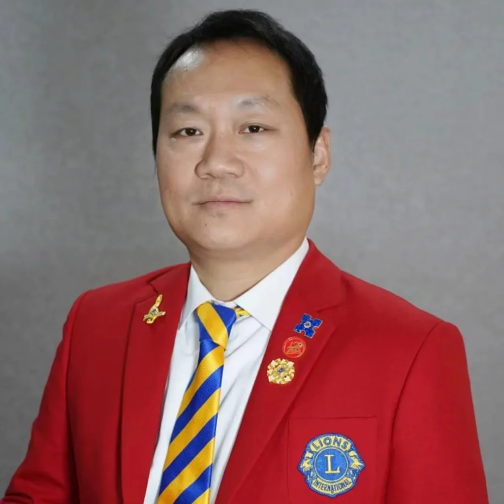 M. Ren Heng, PDG de ZMS Cable, expert en câbles, Des entrepreneurs passionnés par le bien-être public